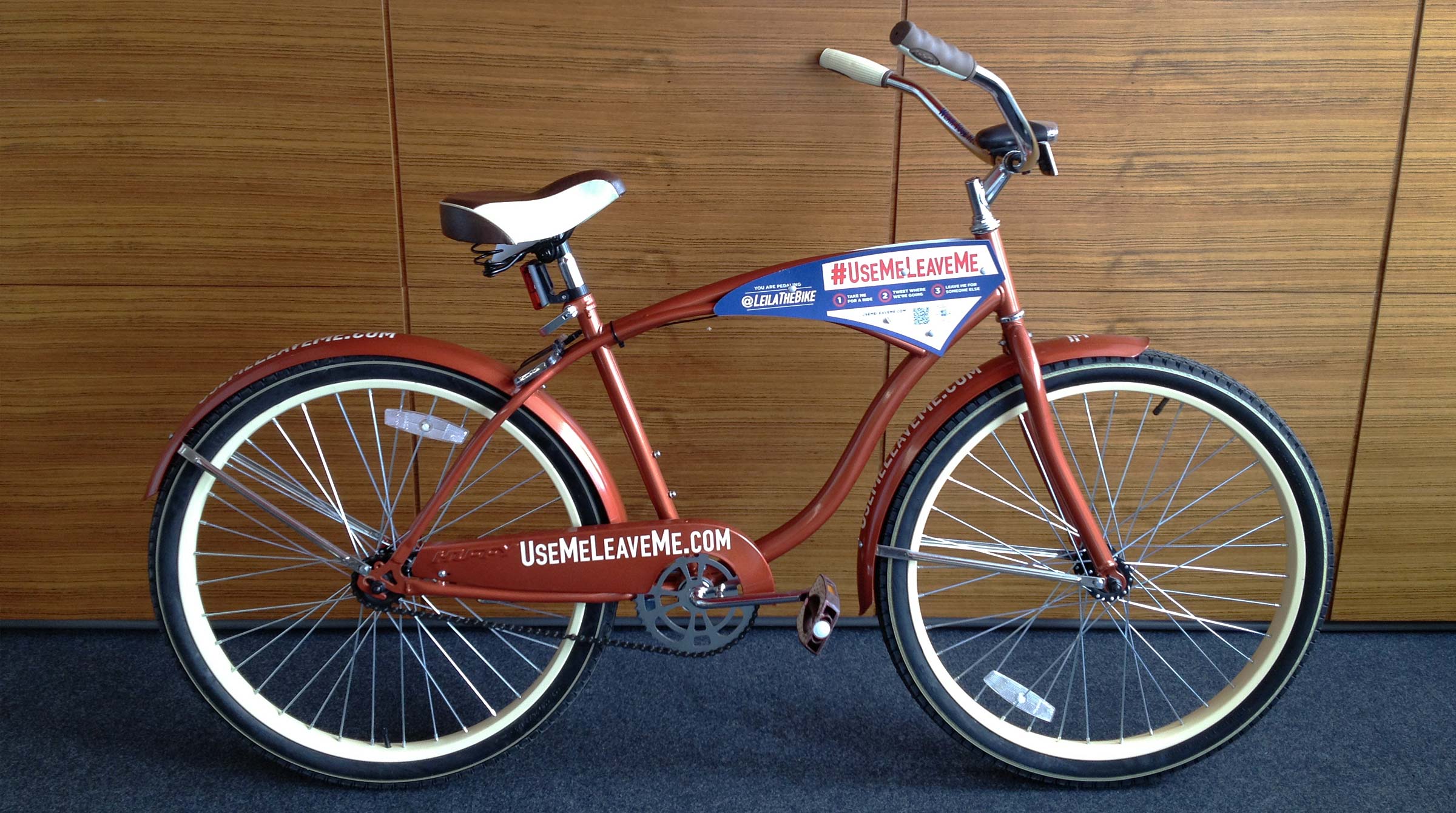 A solar-powered, self-Tweeting Social Bike